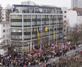 2007. január 13-án több ezer szcientológus, illetve az ENSZ-től, az USA nagykövetségétől és európai hírközlő szervezetektől érkező vendég vett részt a Berlini Szcientológia Egyház megnyitásának nagy horderejű ünnepségén.