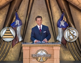 David Miscavige, a Szcientológia vallás egyházi vezetője beszélt a Dallasi Szcientológia Egyház megnyitóünnepségén, ahol elmondta, hogy Texas álmai a szellemi szabadságról be fognak teljesülni.